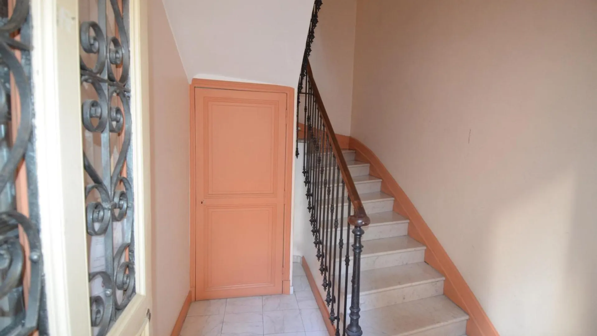 Appartement Avec Parking Pour 4 Personnes En Plein Coeur De Monaco Beausoleil 0*,  France